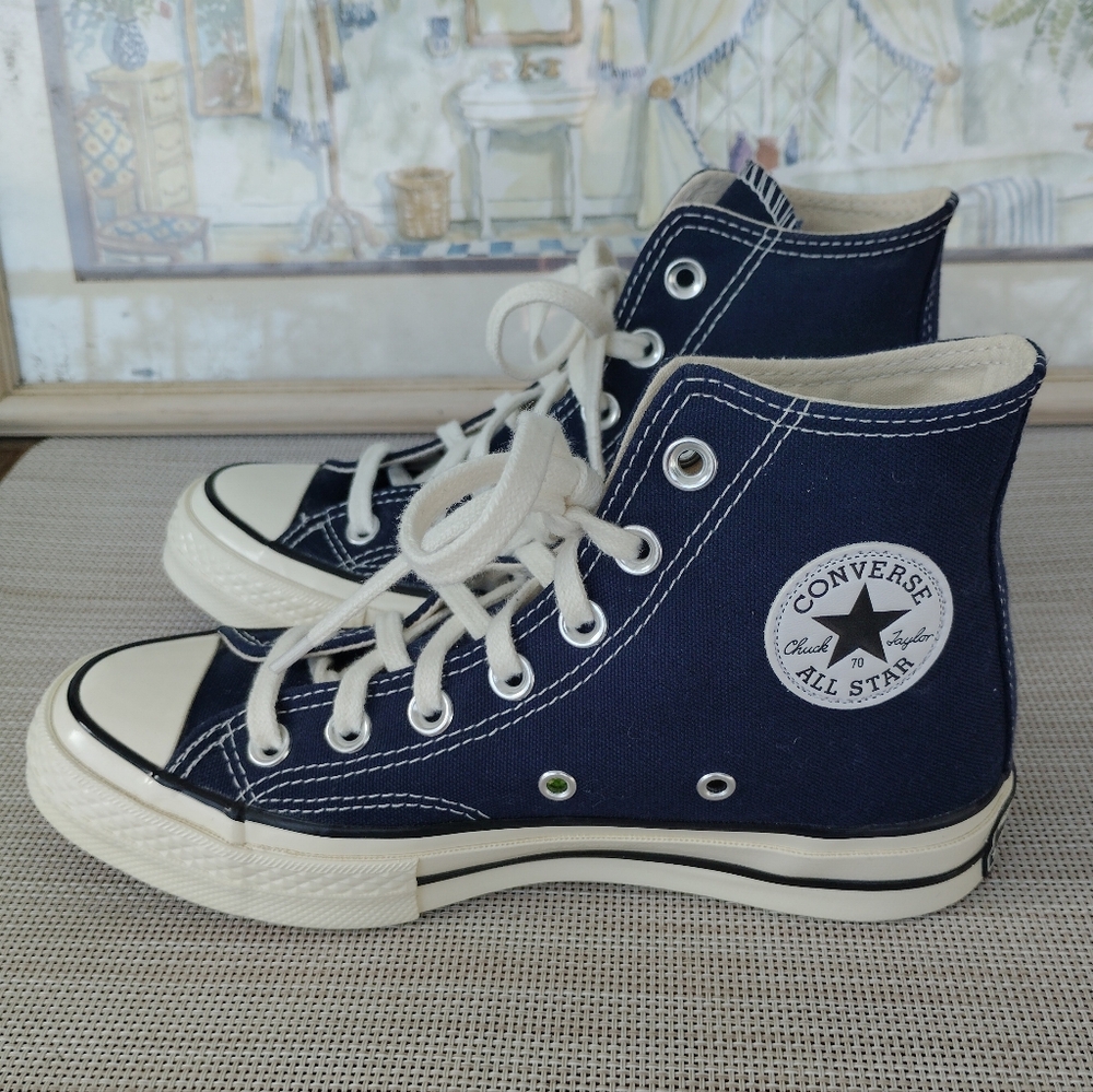 Boys Converse "Chuck 70" All-Star Navy Blue Canvas Basketball Sneaker. Size 3.5